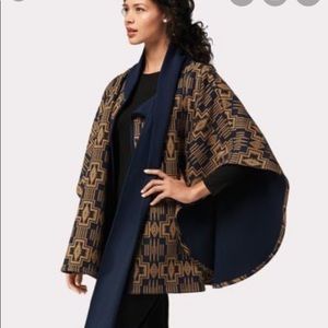 Trendy HARDING JACQUARD REVERSIBLE KNIT CAPE